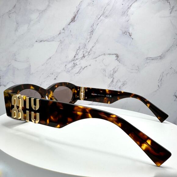 New MIU MIU Sunglasses Brown Tortoise Shell Oval Acetate Gold Logo Italy - Picture 5 of 16
